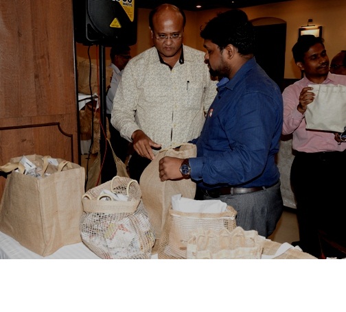Initiative to promote Low Cost Jute Carry Bags in West Bengal in association with Urban Development & Municipal Affairs Department, Govt. of West Bengal and West Bengal Industrial Development Corporation Initiative to promote Low Cost Jute Carry Bags in West Bengal in association with Urban Development & Municipal Affairs Department, Govt. of West Bengal and West Bengal Industrial Development Corporation