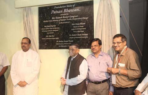 Hon'ble union Textile Minister Shri Santosh Kumar Gangwar at the foundation stone laying ceremony of Patsan Bhavan on 1st Sep 2015 Hon'ble union Textile Minister Shri Santosh Kumar Gangwar at the foundation stone laying ceremony of Patsan Bhavan on 1st Sep 2015