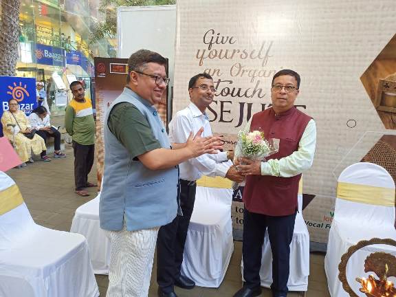 Jute Fair at City Centre 2, New Town, Kolkata was inaugurated on 28 September 2024 by Shri Moloy Chandan Chakrabortty, Jute Commissioner, Ministry of Textile, Govt. of India. The Fair will End on 6th October 2024 Jute Fair at City Centre 2, New Town, Kolkata was inaugurated on 28 September 2024 by Shri Moloy Chandan Chakrabortty, Jute Commissioner, Ministry of Textile, Govt. of India. The Fair will End on 6th October 2024