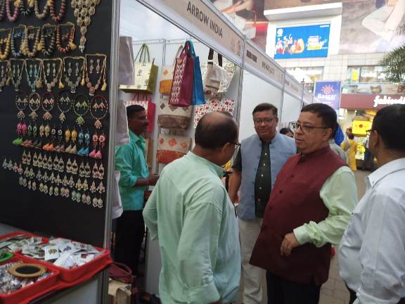 Jute Fair at City Centre 2, New Town, Kolkata was inaugurated on 28 September 2024 by Shri Moloy Chandan Chakrabortty, Jute Commissioner, Ministry of Textile, Govt. of India. The Fair will End on 6th October 2024