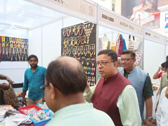 Jute Fair at City Centre 2, New Town, Kolkata was inaugurated on 28 September 2024 by Shri Moloy Chandan Chakrabortty, Jute Commissioner, Ministry of Textile, Govt. of India. The Fair will End on 6th October 2024 Jute Fair at City Centre 2, New Town, Kolkata was inaugurated on 28 September 2024 by Shri Moloy Chandan Chakrabortty, Jute Commissioner, Ministry of Textile, Govt. of India. The Fair will End on 6th October 2024