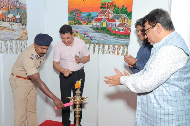 NJB Jute Fair at Coimbatore was inaugurated by Shri V. Balakrishnan, Commissioner of Police, Coimbatore, on 12.09.2024, in presence of Smt. P. Alli Rani, Director, SVIPTM, Smt. Rita Hemrajani, CMD, NHDC, and Shri Shashi Bhushan Singh, Secretary, NJB.