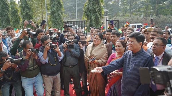 Glimpses of inauguration of Patsan Bhawan, New Town Kolkata by Shri Piyush Goyal,Union Minister of Textiles, Commerce and Industry , Consumer Affairs, Food and Public Distribution 