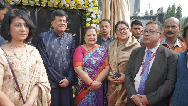 Glimpses of inauguration of Patsan Bhawan, New Town Kolkata by Shri Piyush Goyal,Union Minister of Textiles, Commerce and Industry , Consumer Affairs, Food and Public Distribution 