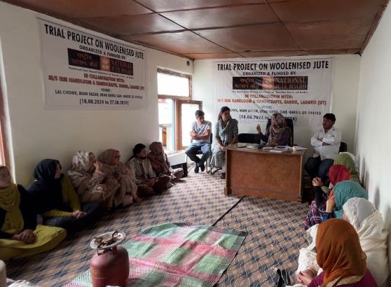 Smt. Raziya Khatoon (JKAS), Assistant Director, Handicraft Department, Kargil, Ladakh, inaugurating woolenised jute training organised by National Jute Board, Ministry of textiles, GoI on 18/08/2024 at Kargil