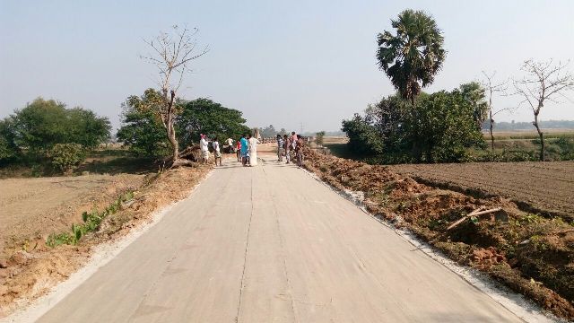 Strengthening of road sub-grade with Jute Geotextile at Burdwan, West Bengal